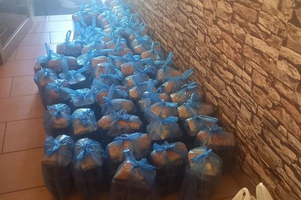 Στην ταβέρνα «Ο Κρητικός»